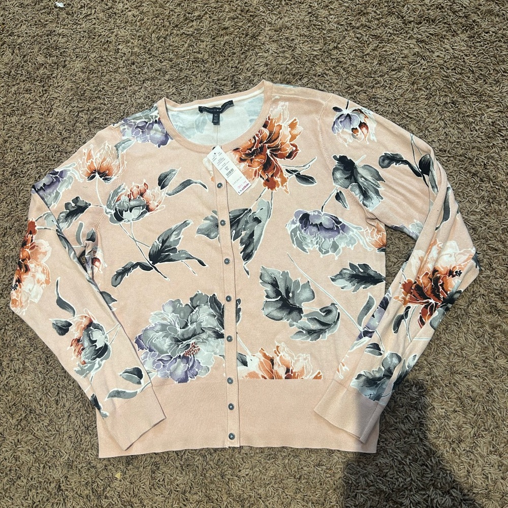 NWT WHITE HOUSE BLACK MARKET CARDIGAN SWEATER Floral Magnolias Blush Pink Sz. XL